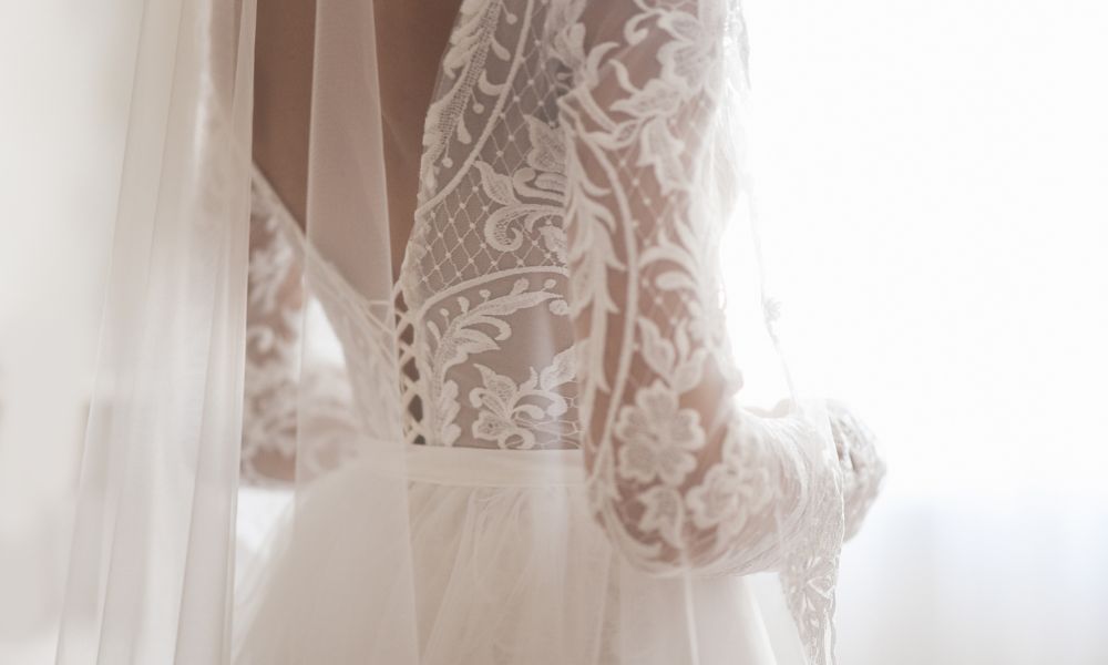 When To Start Shopping for Your Wedding Dress