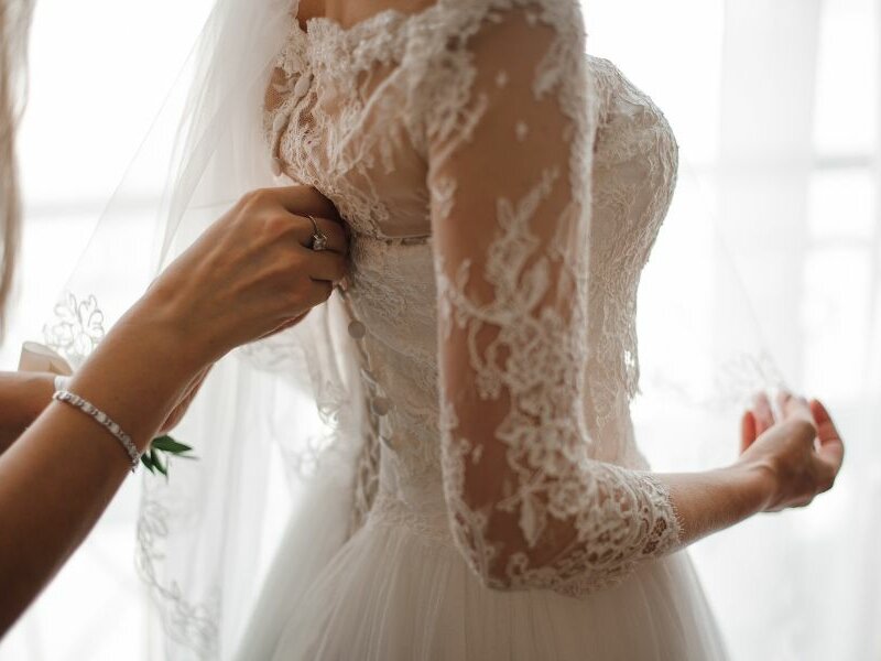 Top 6 2024 Wedding Dress Trends Brides Should Know
