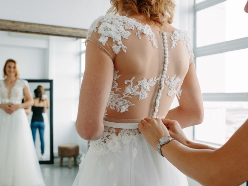 5 Common Wedding Dress Shopping Mistakes To Avoid